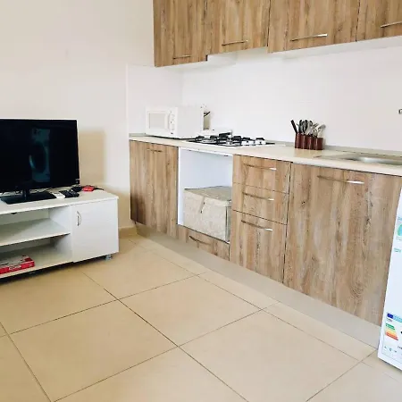 Cozy Studio- Contactless Check-in &check Out Apartment